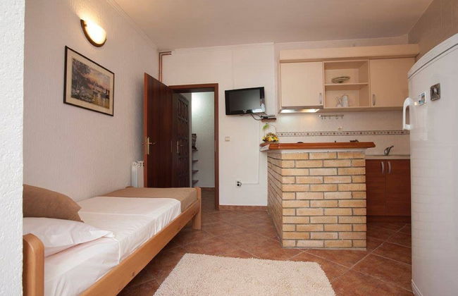 Guest House Medin - Photo 7