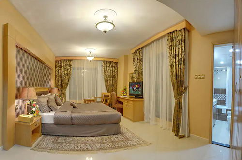 Photo 6 - Deira Suites Hotel Apartment