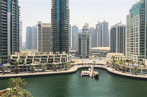 Foto 10 - Modern + Bright 2BR With Dubai Marina Views