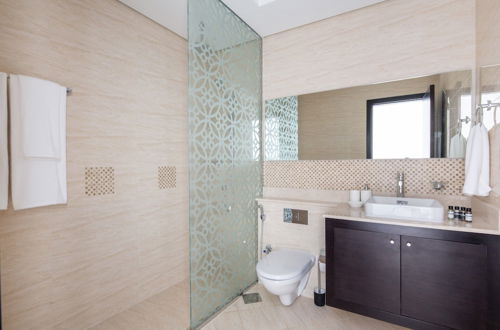 Photo 20 - Modern Luxury Living in This 3BR Apt in Downtown Dubai