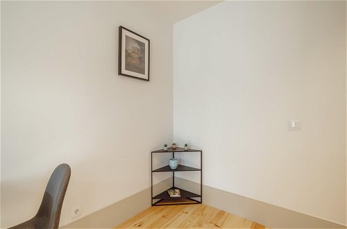 Photo 23 - Legacy Oporto Design Apartment F