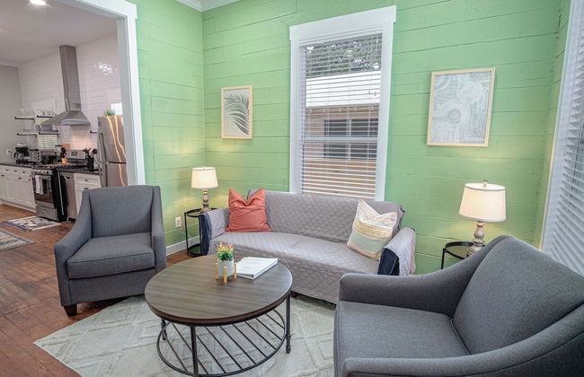 Comfy and Incredible Fenced 2BR 2 BA Near Downtown - Foto 10