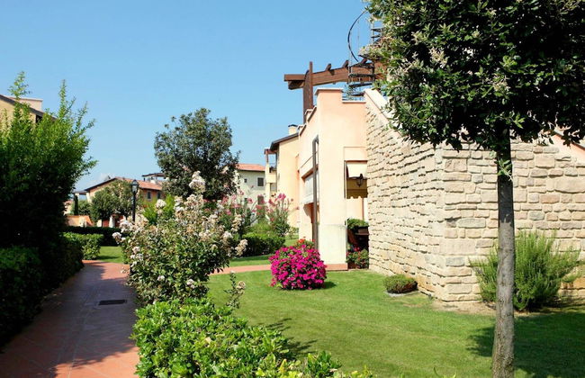 Nice Ground Floor Apartment Located near Peschiera - Foto 23