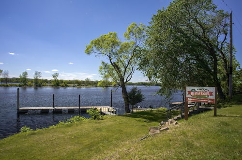 Photo 58 - Big River Escape Riverside Cabins