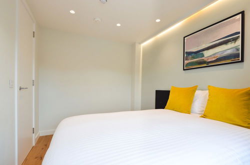 Photo 11 - StayPrime Earls Court Serviced Apartments