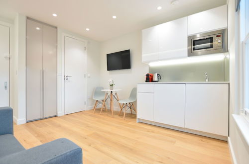 Photo 36 - Earls Court East Serviced Apartments by Concept Apartments