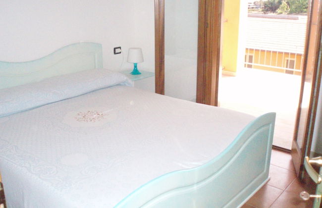 Modern 1 bed Apartment Sleep 3 sea View Only 700mt From sea - Foto 1