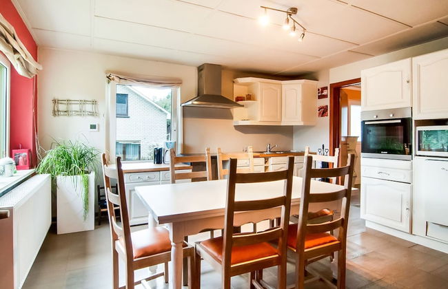 Tranquil Holiday Home With Private Garden - Foto 13