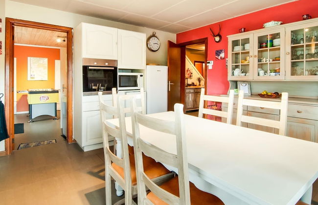 Tranquil Holiday Home With Private Garden - Foto 12