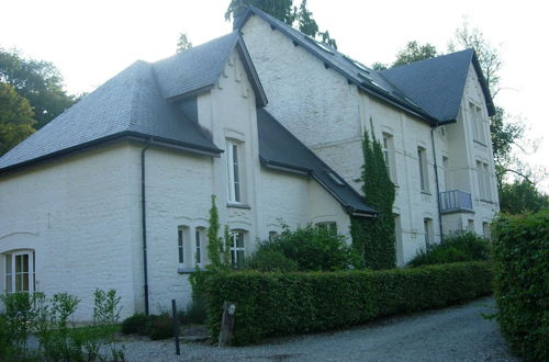 Photo 15 - Quaint Holiday Home in Chimay With Garden