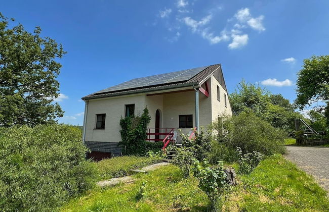 Chalet Just Outside Hampteau Offering Magnificent Views Across the Ourthe Valley - Foto 37