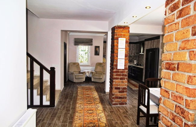 Villa Center - Photo 12