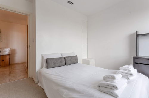 Photo 4 - Fantastic 2 Bedroom near Canary Wharf