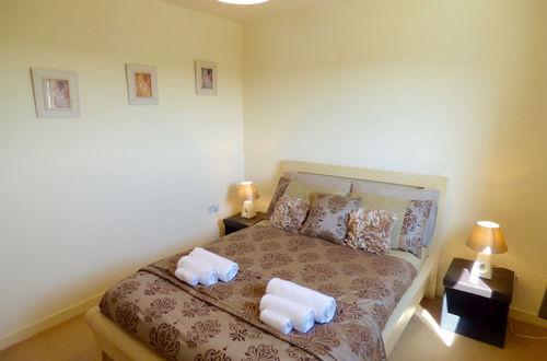 Photo 11 - The Barony Suite Apartment