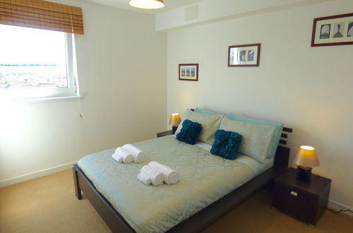 Photo 5 - The Barony Suite Apartment