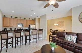 Photo 1 - 4BR Townhome Paradise Palms by SHV-8978