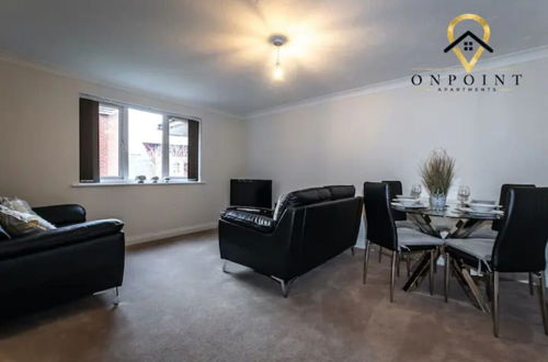 Foto 6 - ✰OnPoint - Spacious 2 Bed Apt - FREE Parking✰