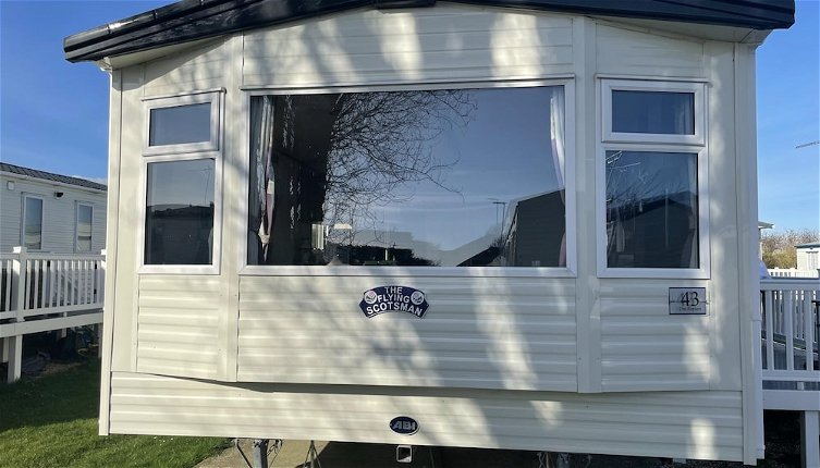 Photo 1 - Luxury 2 Bedroom Caravan at Mersea Island Holiday