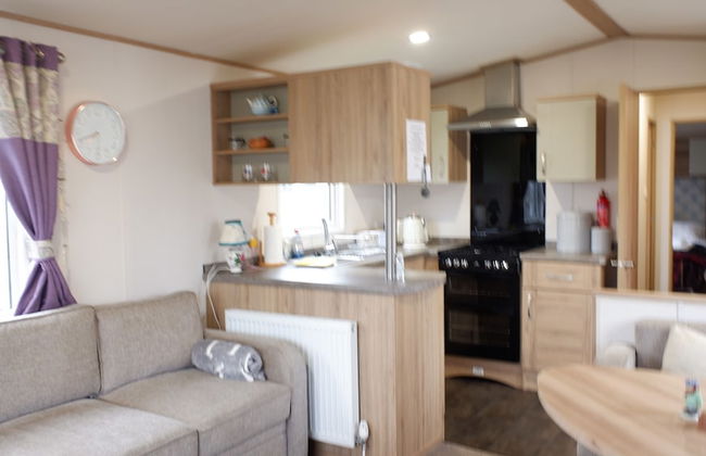 Luxury 2 Bedroom Caravan at Mersea Island Holiday - Foto 4