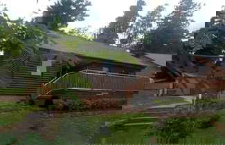 Photo 1 - 2 Bed Cottage Sleeps 4 -private Garden -pets Okay