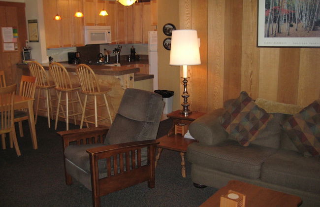 Chateau Sans Nom by Mammoth Reservation Bureau - Foto 35