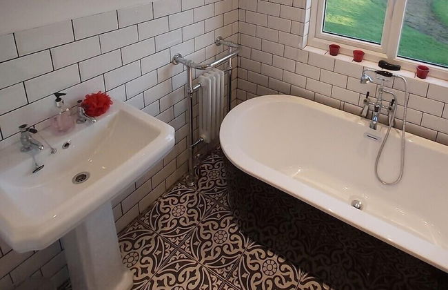 Bluebell House 5 Star Luxury 4 Bdrms and hot tub - Foto 15