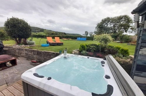 Photo 37 - Bluebell House 5 Star Luxury 4 Bdrms and hot tub