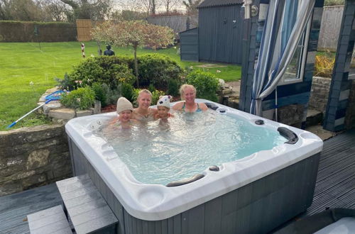 Photo 24 - Bluebell House 5 Star Luxury 4 Bdrms and hot tub