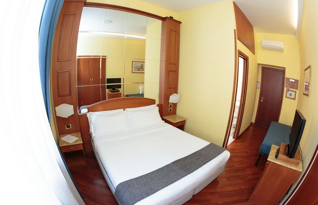 69 Manin Street - Photo 5