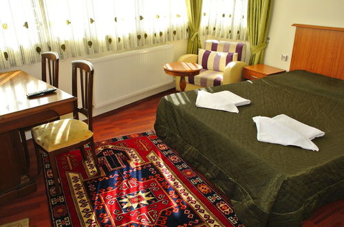 Photo 16 - Emirhan Inn Apartment & Suites