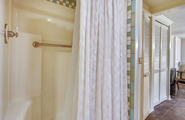 Calico Cottage - Photo 16