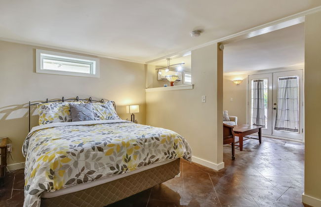Calico Cottage - Photo 4