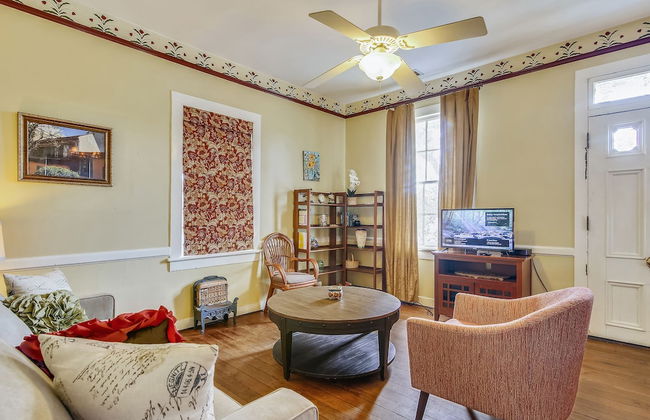 Calico Cottage - Photo 10