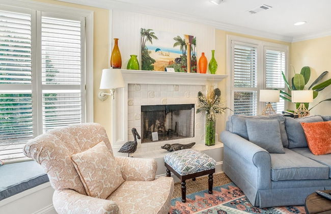 Sunny Condo w/ Stunning Ocean Views - Near Beach, Sandbar, & Tennis - Foto 12