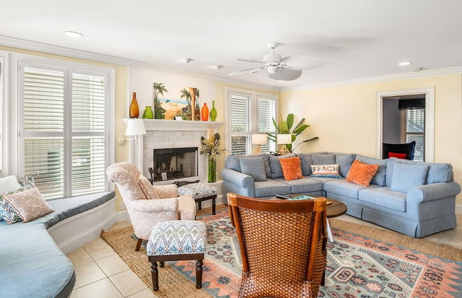 Sunny Condo w/ Stunning Ocean Views - Near Beach, Sandbar, & Tennis - Foto 8