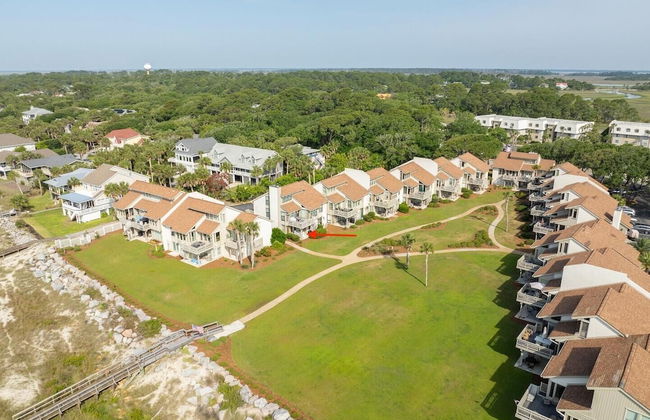Sunny Condo w/ Stunning Ocean Views - Near Beach, Sandbar, & Tennis - Foto 1