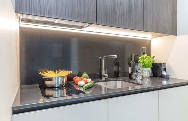 Icon H 404 Suite Micro Living - Photo 3