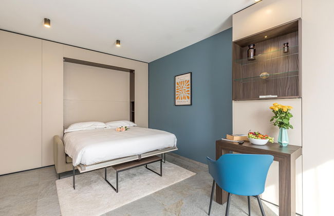 Icon H 404 Suite Micro Living - Photo 6