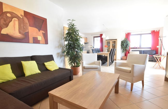 Villa by Lake & Slopes - Foto 16