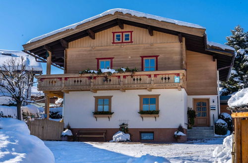 Photo 15 - Cozy Apartment With Garden in Salzburger Land