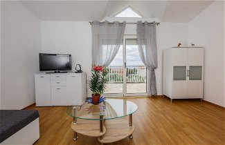 Photo 3 - A2- apt With Terrace With the sea View and Garden
