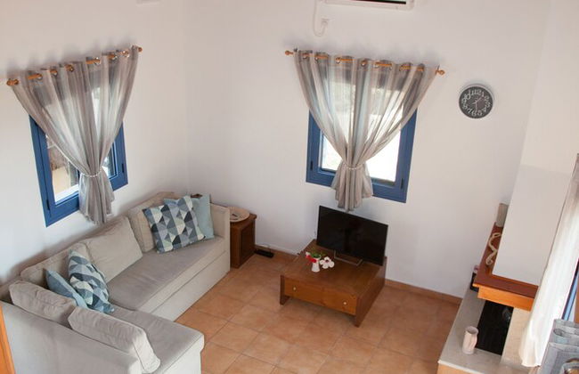 Beach Front Villa with Private 50m Path to Secluded Beach - Photo 10