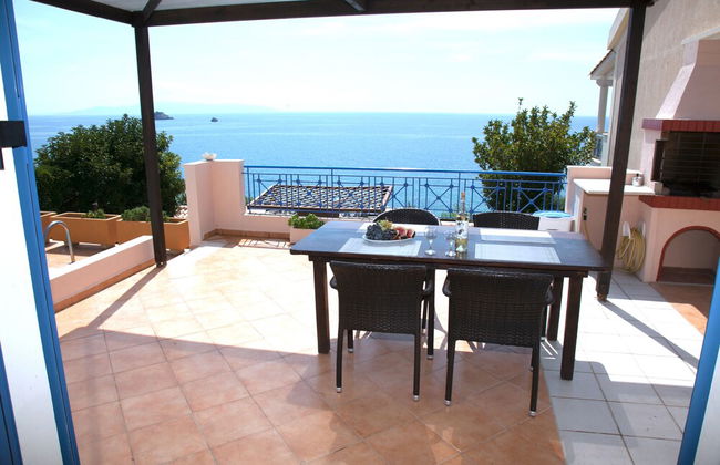 Beach Front Villa with Private 50m Path to Secluded Beach - Photo 20