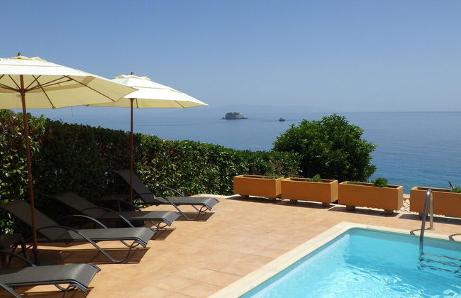 Beach Front Villa with Private 50m Path to Secluded Beach - Photo 22