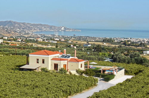 Foto 33 - Cretan Vineyard Hill Villa Private Pool, Panoramic View, Beautiful Vineyard