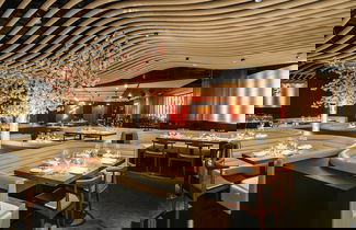 Foto 70 - Sonder by Marriott Bonvoy JBR The Walk Apartments