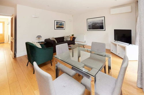 Photo 11 - The Bayswater Nook - Stylish 1bdr Flat