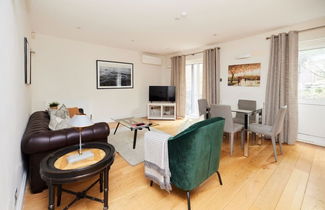 Photo 3 - The Bayswater Nook - Stylish 1bdr Flat