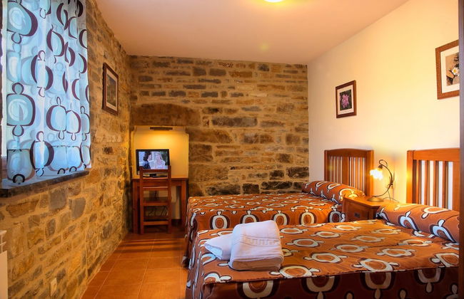 Casas Pirineo Aínsa: Historic Palace & Garden - Foto 8