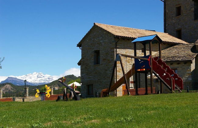 Casas Pirineo Aínsa: Historic Palace & Garden - Foto 16
